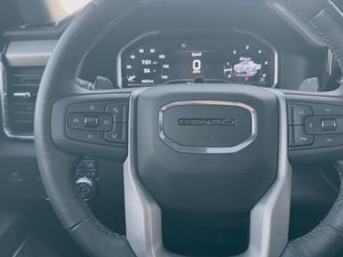 Used 2024 GMC Sierra 1500 Denali image 17