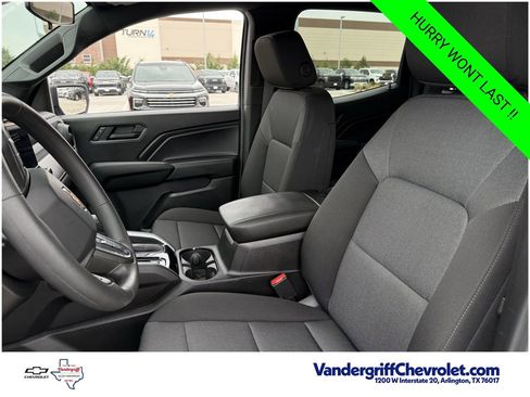 Certified 2025 Chevrolet Colorado W/T RWD image 22