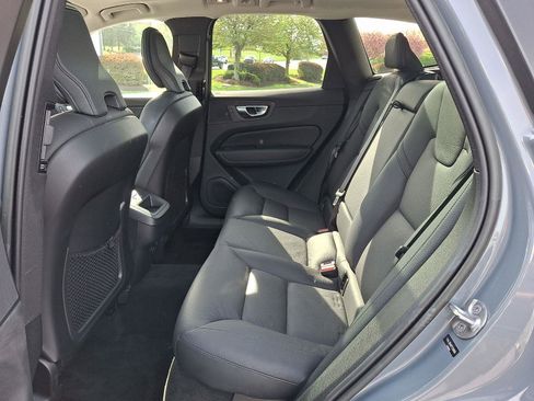 Certified 2023 Volvo XC60 B5 Plus w/ Climate Package image 10