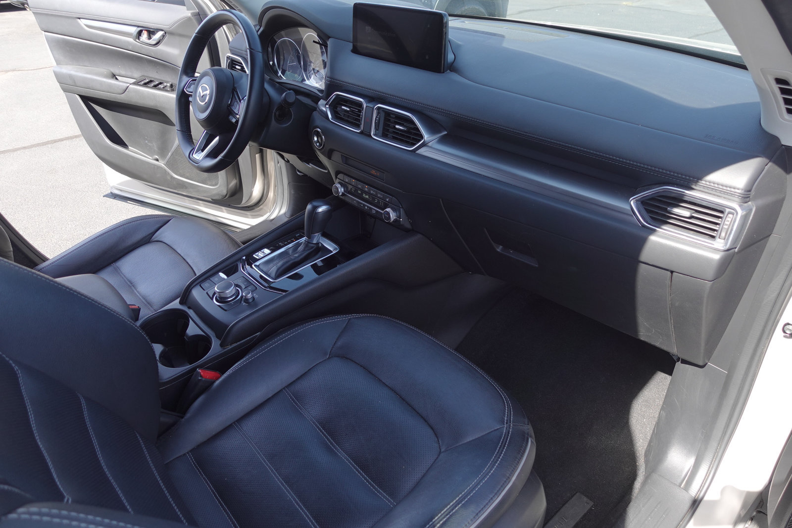 Certified 2025 MAZDA CX-5 AWD 2.5 S w/ Preferred Package image 13