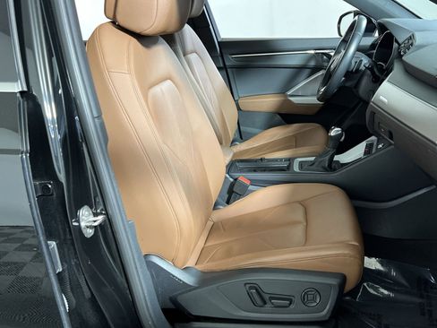 Used 2024 Audi Q3 2.0T Premium image 26