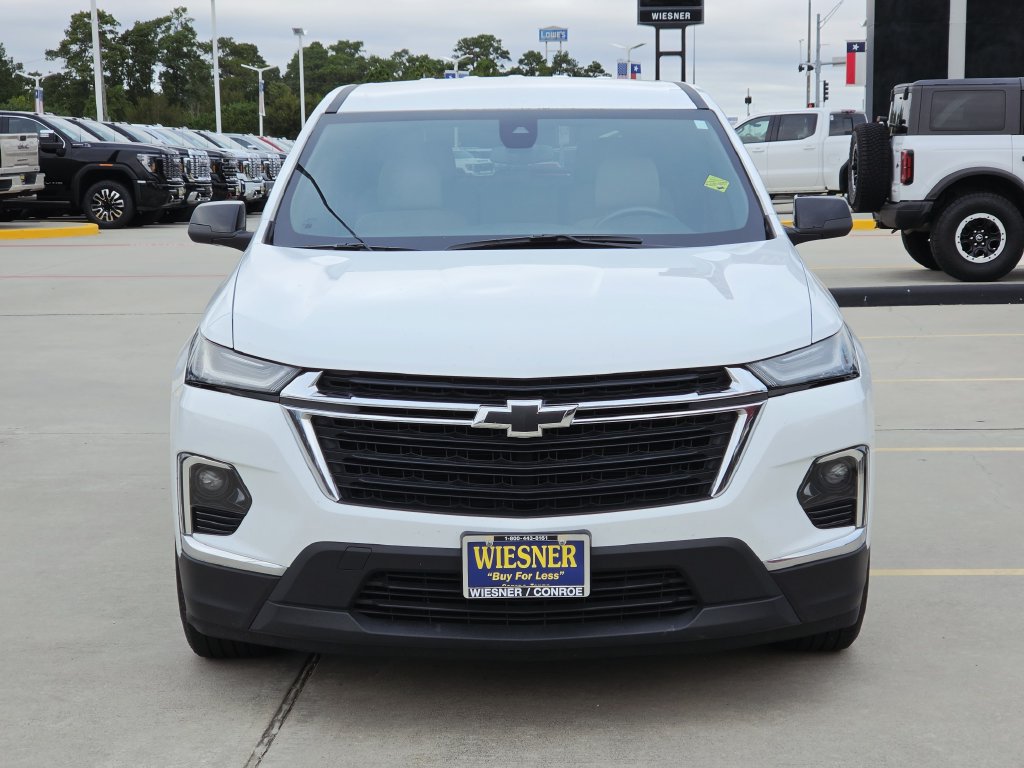 Used 2023 Chevrolet Traverse LS FWD image 2