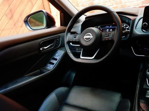 Certified 2023 Nissan Rogue SL AWD/4WD image 14