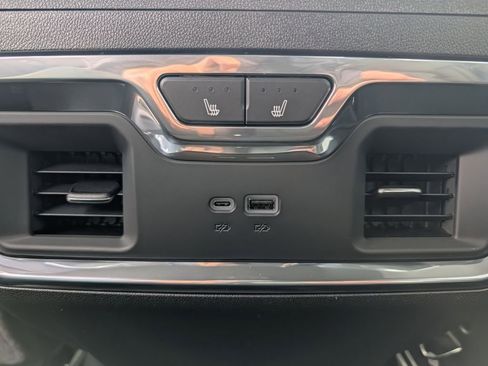 New 2026 GMC Sierra 1500 Denali AWD/4WD image 13