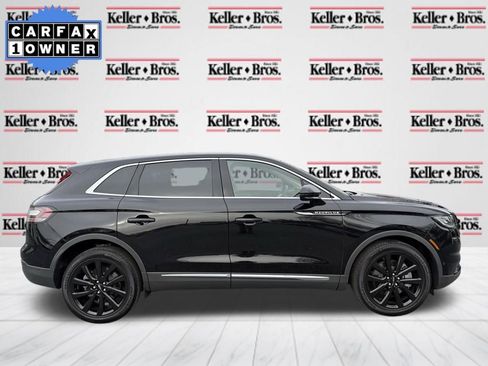 Used 2023 Lincoln Nautilus Reserve w/ Equipment Group 201A image 8