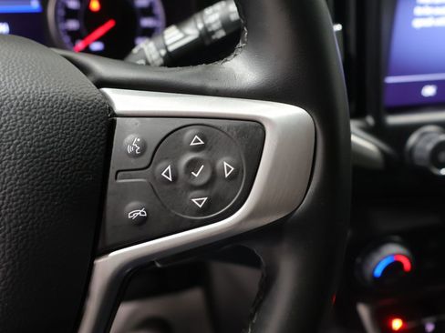 Used 2024 GMC Terrain SLT AWD/4WD image 34