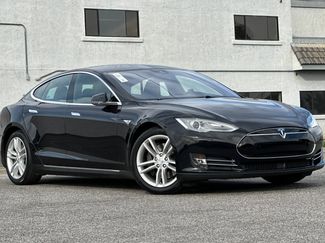 Used 2015 Tesla Model S 70D video 2