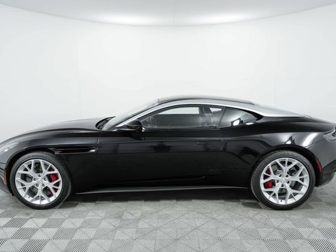 Used 2019 Aston Martin DB11 Coupe RWD image 63