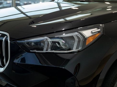 New 2025 BMW X1 xDrive28i w/ Technology Package image 8