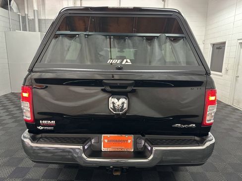 Used 2024 RAM 2500 Tradesman w/ Chrome Appearance Group image 8