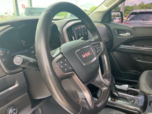 Used 2021 GMC Canyon AT4 w/ Driver Alert Package AWD/4WD image 9