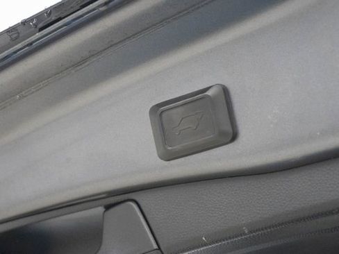 Used 2020 Toyota RAV4 XSE w/ XSE Grade Weather Package AWD/4WD image 13