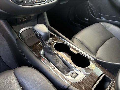 Used 2023 Chevrolet Malibu LT image 22