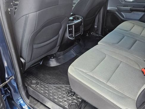 Used 2022 RAM 1500 Big Horn AWD/4WD image 18