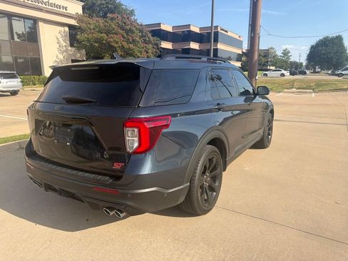 Used 2022 Ford Explorer ST w/ Equipment Group 401A RWD image 13