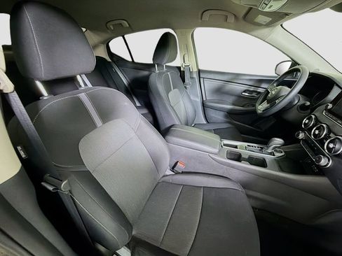 Used 2024 Nissan Sentra SV FWD image 26