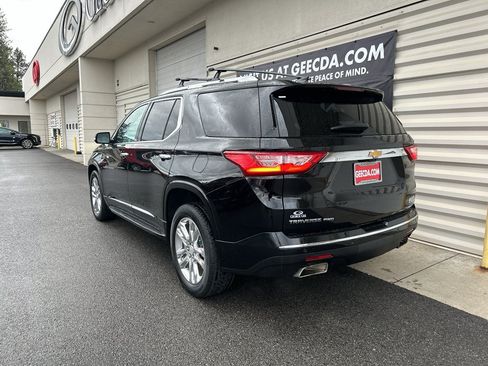 Used 2019 Chevrolet Traverse High Country w/ LPO, 'HIT The Road' Package AWD/4WD image 6