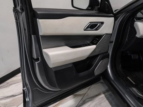 Used 2020 Land Rover Range Rover Velar R-Dynamic S AWD/4WD image 38