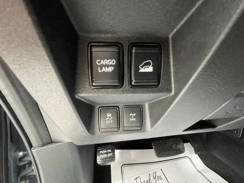 Used 2024 Nissan Frontier PRO-4X w/ Off-Road Protection Package AWD/4WD image 12