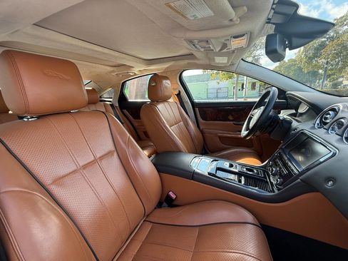 Used 2014 Jaguar XJ L Portfolio image 24