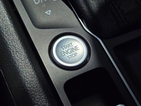 Used 2018 Volkswagen Atlas SE FWD image 22