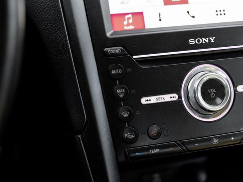 Used 2017 Ford Fusion Titanium image 35