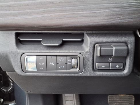 New 2025 GMC Sierra EV Denali image 17