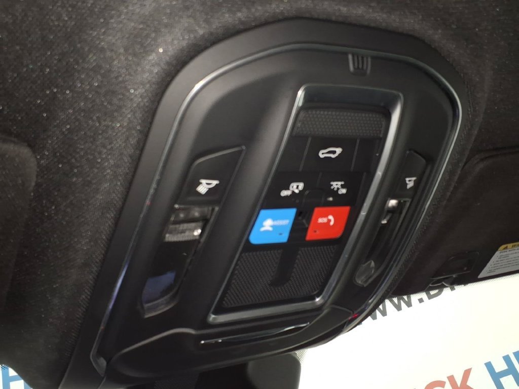 Used 2023 Jeep Grand Cherokee Altitude AWD/4WD image 24