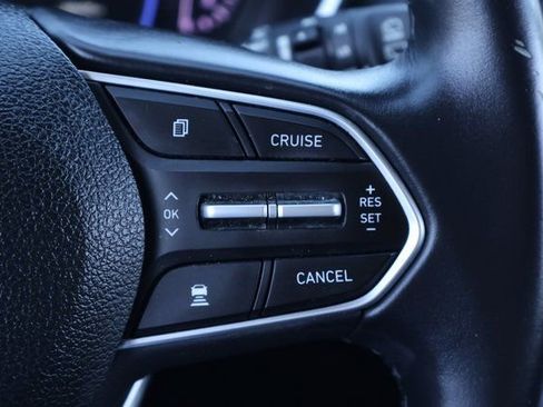 Used 2019 Hyundai Santa Fe SEL image 21