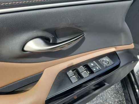Used 2023 Lexus ES 350 w/ Accessory Package (Z1) FWD image 16