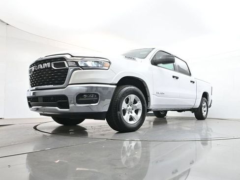 Used 2025 RAM 1500 Big Horn AWD/4WD image 27