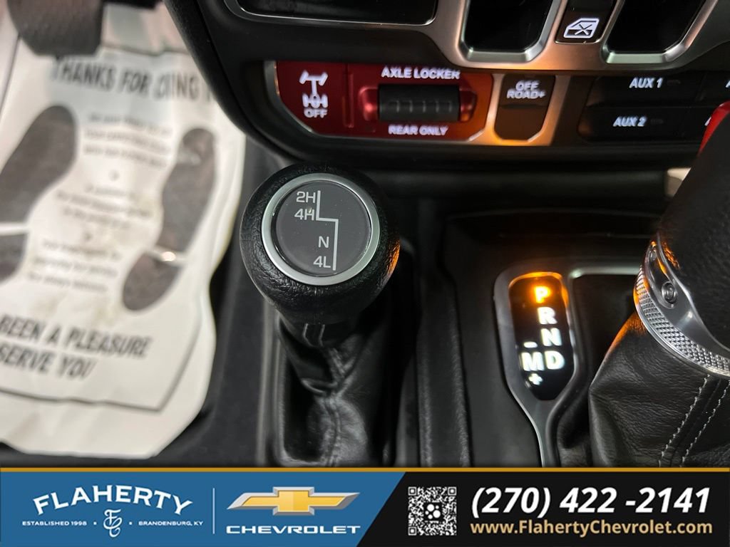 Used 2025 Jeep Wrangler Unlimited Sport AWD/4WD image 31