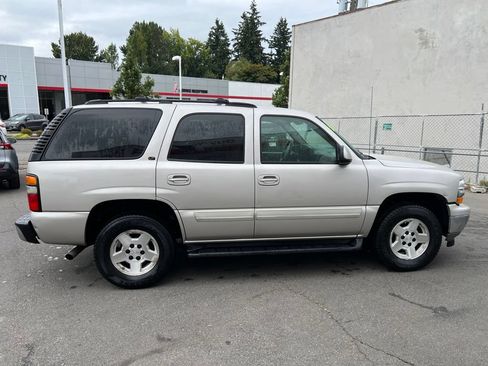 Used 2006 Chevrolet Tahoe LT w/ LT Preferred Equipment Group AWD/4WD image 3