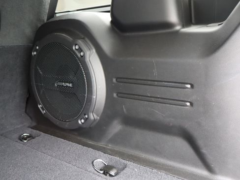 Used 2025 Jeep Wrangler Unlimited Rubicon AWD/4WD image 35