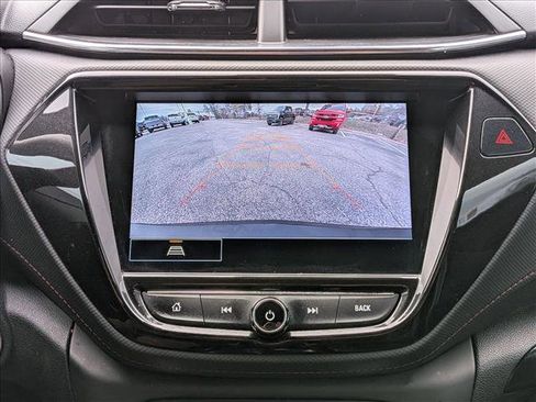 Used 2021 Chevrolet TrailBlazer RS w/ Sun and Liftgate Package image 12