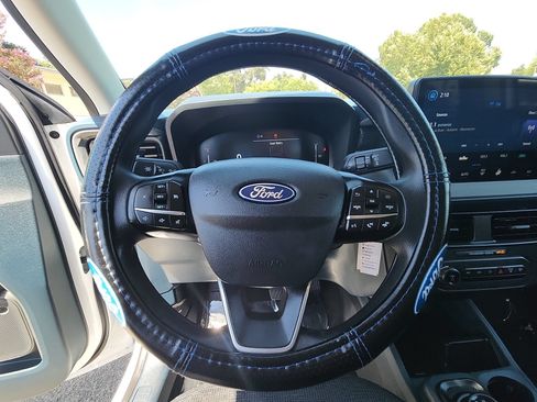 Used 2025 Ford Maverick XL w/ Equipment Group 102A AWD/4WD image 11