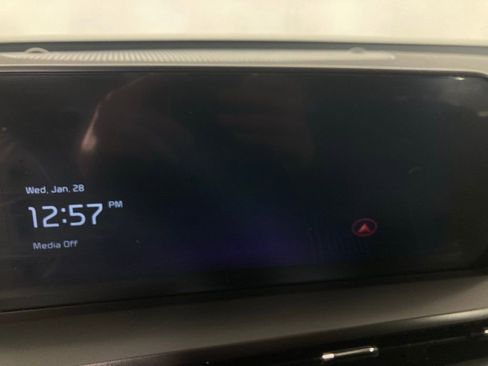 Used 2024 Kia Telluride S w/ S Sunroof Package image 3