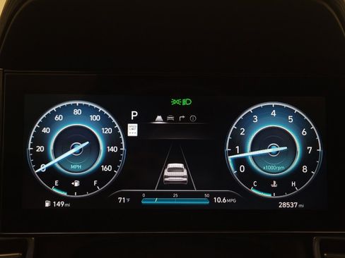 Used 2025 Hyundai Elantra SEL FWD image 23