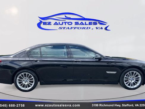 Used 2015 BMW 750Li xDrive w/ M Sport Edition AWD/4WD image 4