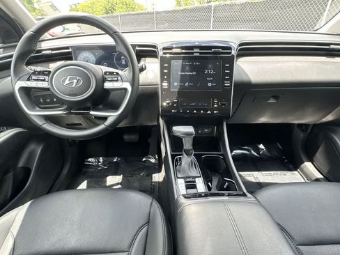 Used 2023 Hyundai Tucson SEL w/ Convenience Package FWD image 17