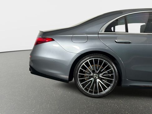 Used 2022 Mercedes-Benz S 580 4MATIC Sedan image 4