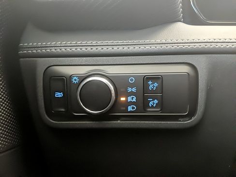 Used 2025 Ford Mustang GT Premium image 20