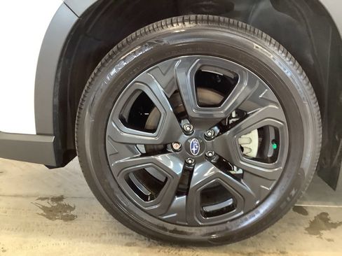 Certified 2025 Subaru Ascent Bronze Edition AWD/4WD image 20