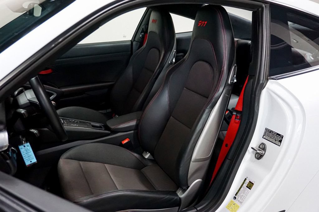 Used 2018 Porsche 911 Carrera image 9