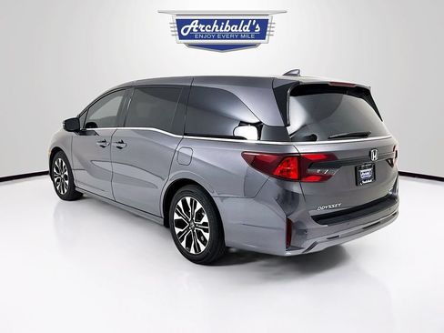 Used 2025 Honda Odyssey Elite image 5