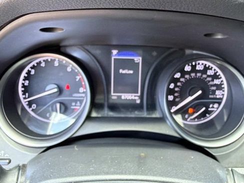 Used 2021 Toyota Camry SE FWD image 25