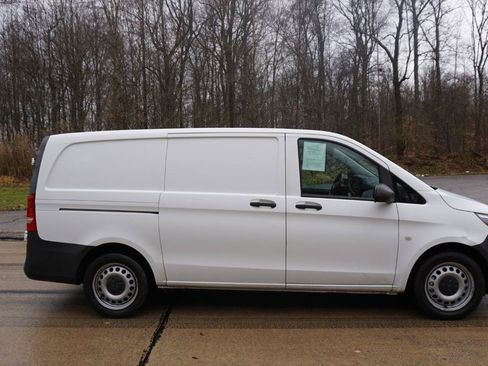 Used 2020 Mercedes-Benz Metris w/ Safety Package image 6