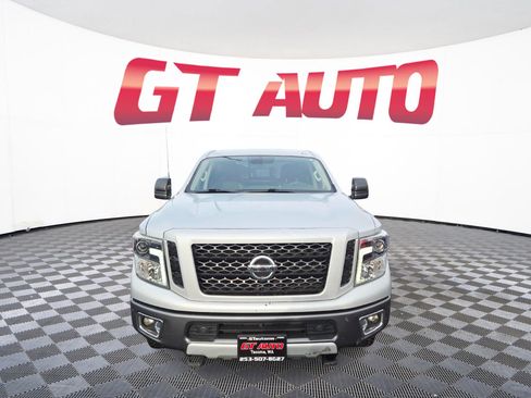 Used 2017 Nissan Titan PRO-4X w/ Pro-4x Convenience Package image 2