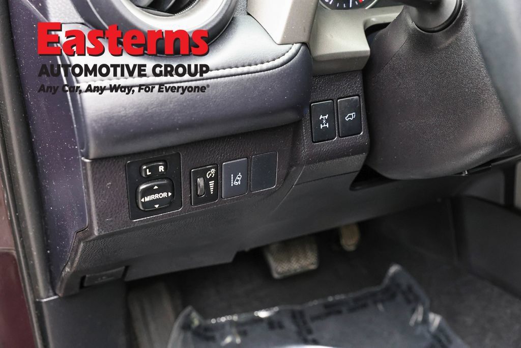 Used 2016 Toyota RAV4 XLE w/ Convenience Package AWD/4WD image 23