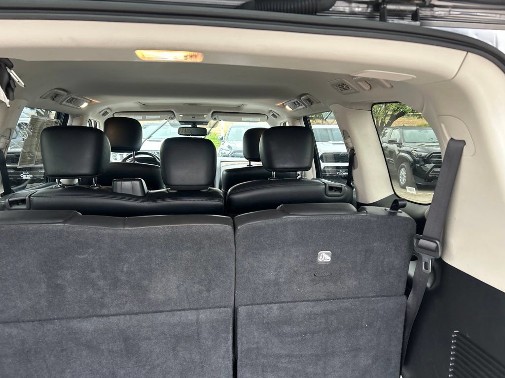 Used 2024 Nissan Armada SL AWD/4WD image 17